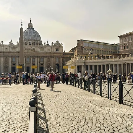 Art In Vatican Pensionat